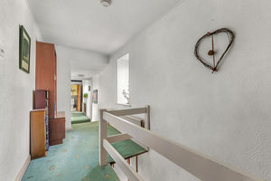 Photo 27- click for photo gallery